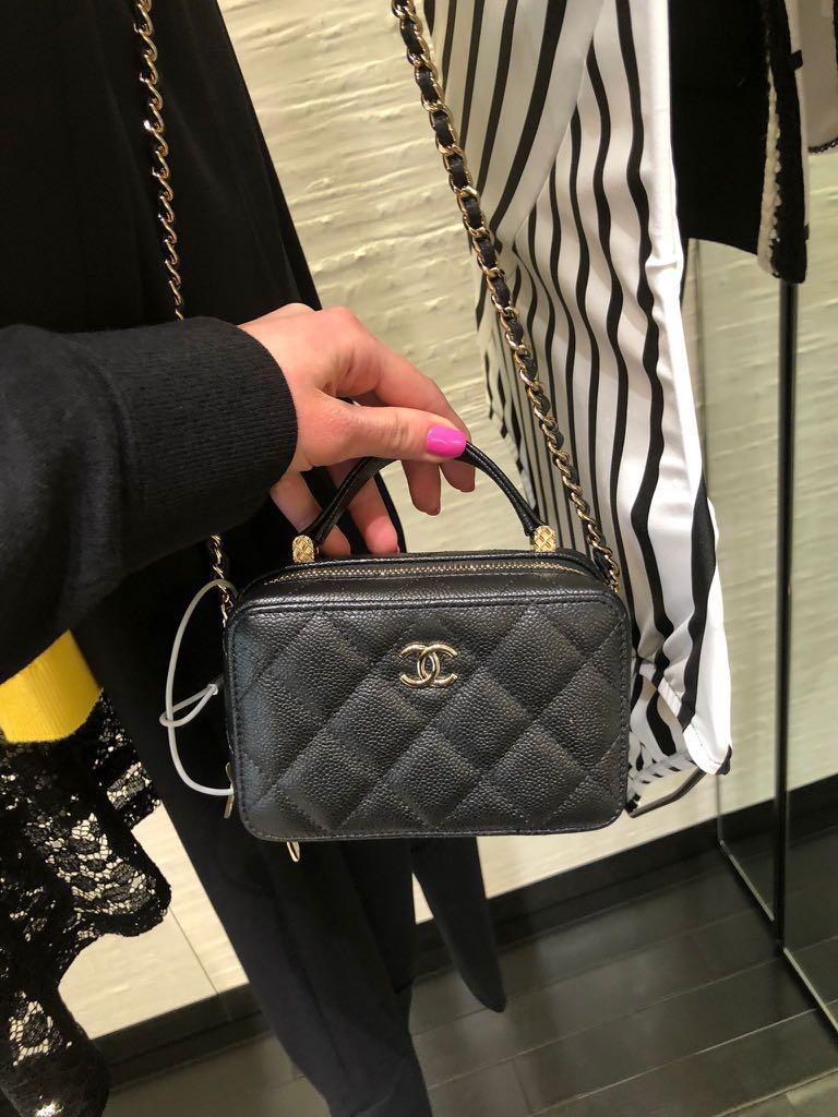 chanel vanity case 24cm