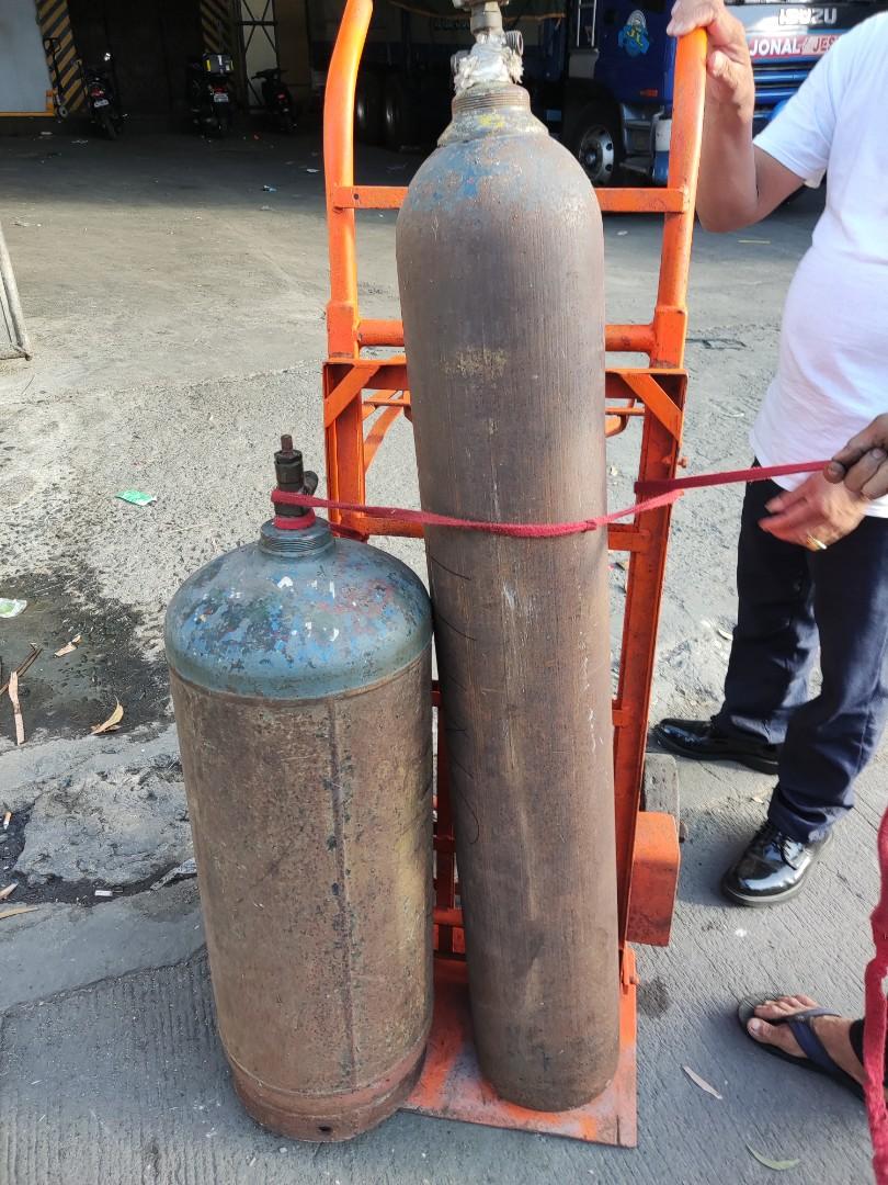 Oxygen Acetylene 50-lbs tanks (1 pair), Commercial & Industrial