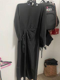 POPLOOK Wilhelma embellished pleat dress