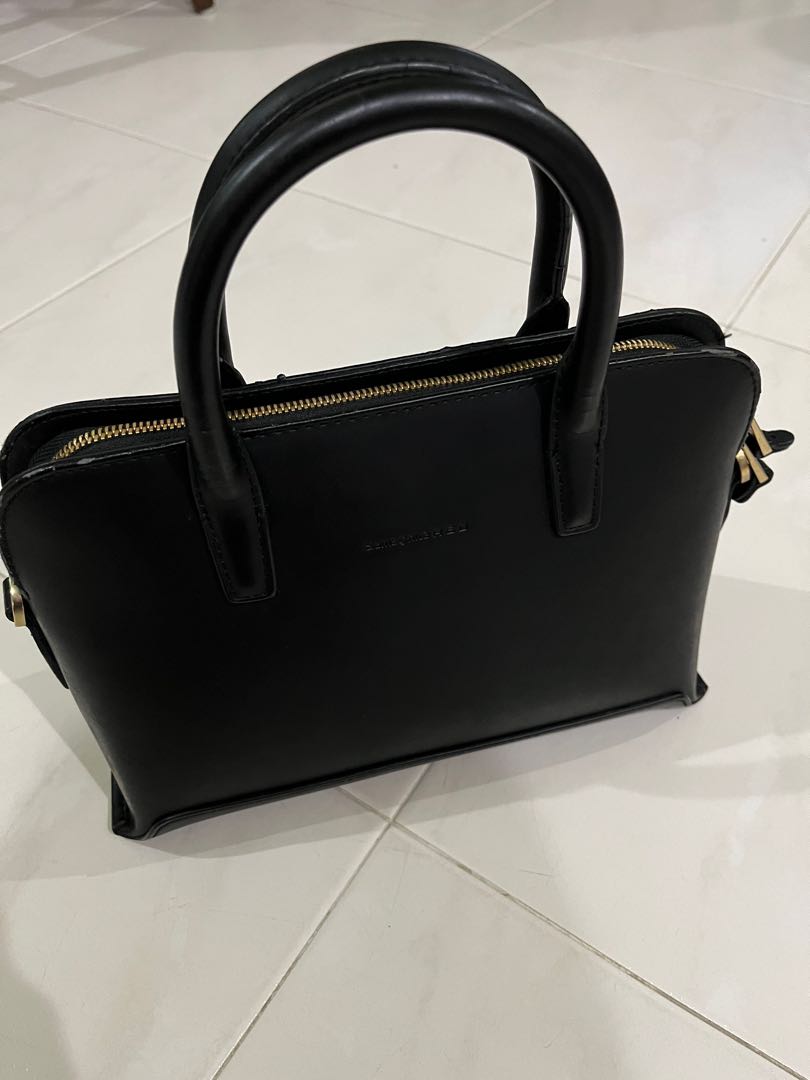 Samsonite Red Bag, Women's Fashion, Bags & Wallets, Clutches on Carousell