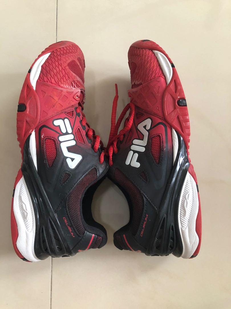 sepatu tenis Fila asli