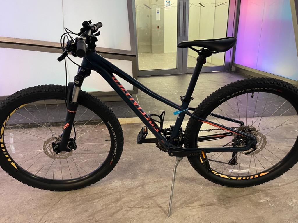 Specialized pitch deals comp womens