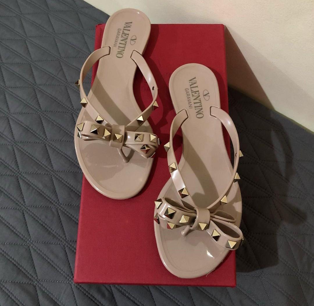 Valentino rockstud bow discount sandals