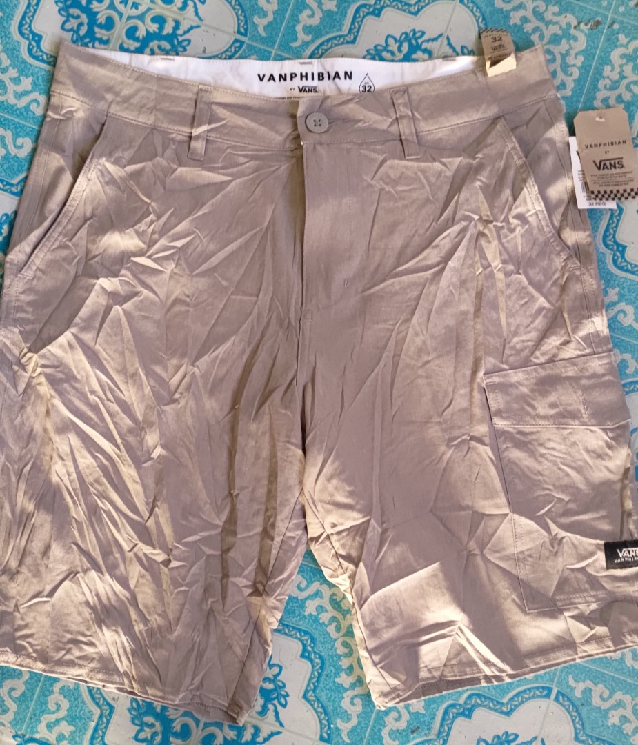 Vans, Men's Fashion, Bottoms, Shorts on 