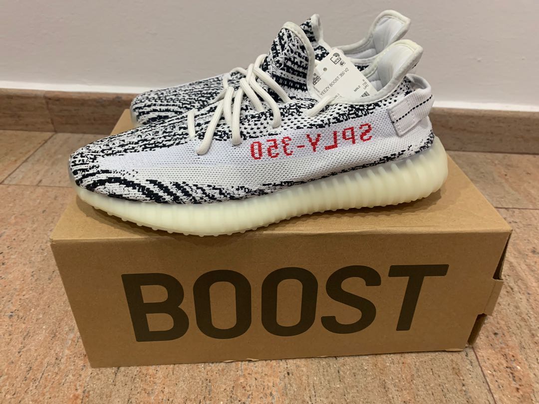 yeezy 350 v2 zebra size 9