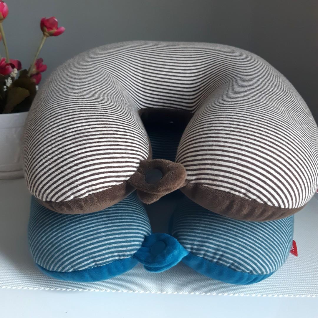 2 PCs YUBISO Neck Travel Pillow