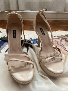 (Category: ) located in . Submitted by stylewear (Listing ID 1152557446, Image 1). Description: .