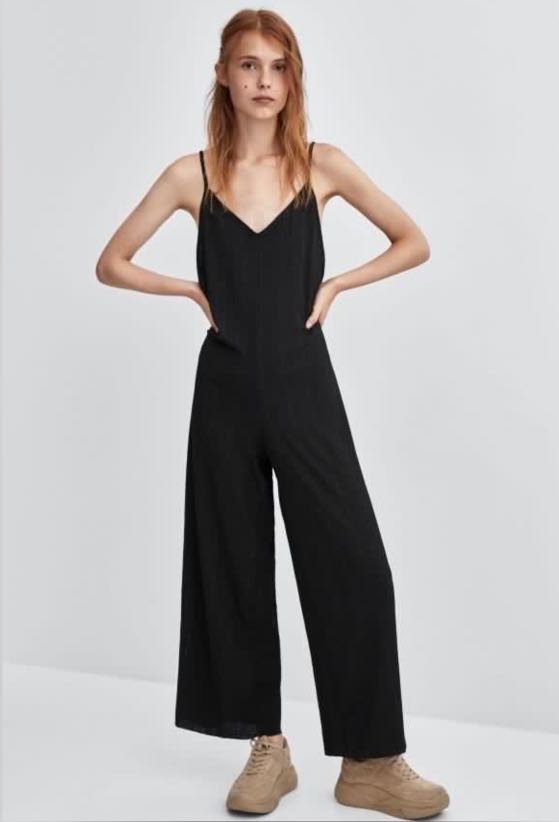 Zara flowing jumpsuit, 女裝, 連身裙\u0026 套 