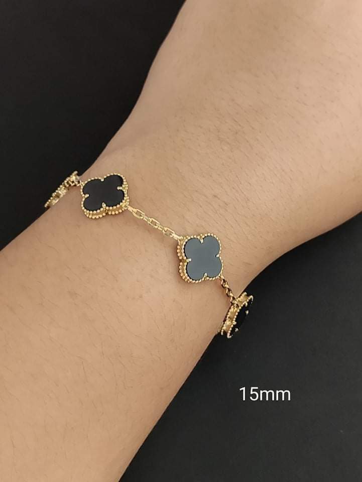 Vca onyx deals bracelet