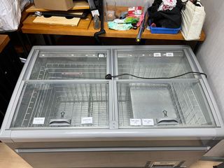 （分類：）位於 。 由 edmondlys007 提交（商品編號 1156260008，圖片 1）。簡介： 。