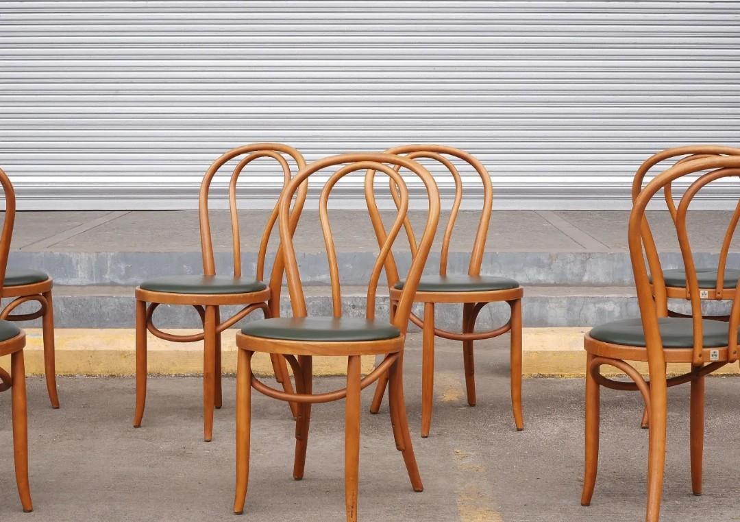 Akita bentwood online reclining chair