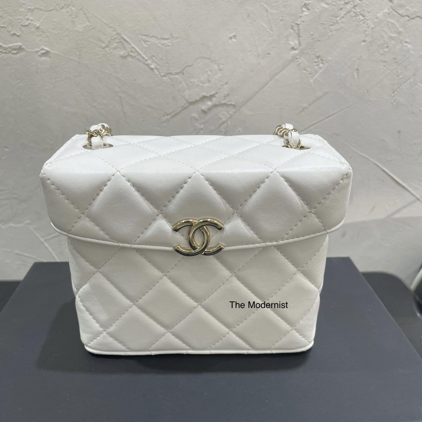 Authentic Chanel 21K Small Box Bag White Lambskin