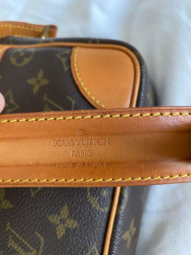 Authentic Louis Vuitton Bandolier Sling for Sale in Tampa, FL - OfferUp