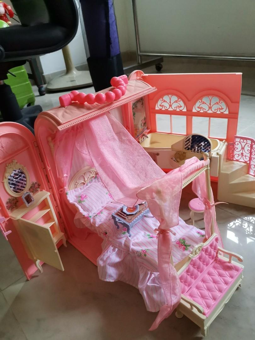 Vintage barbie doll house new arrivals