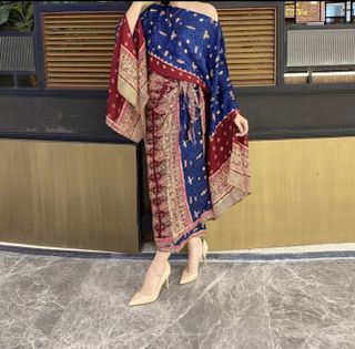 (Category: ) located in . Submitted by secondwardrobeme (Listing ID 1156228134, Image 1). Description: .