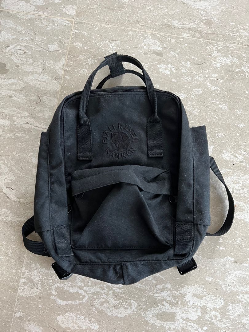 Kanken mini cheap backpack black
