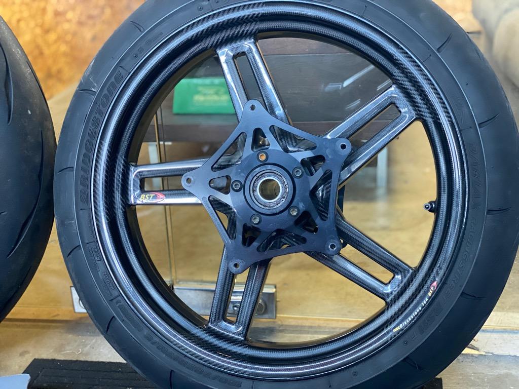 BMW S1000RR Carbon Wheels BST Rapid TEK, Motorbikes on Carousell