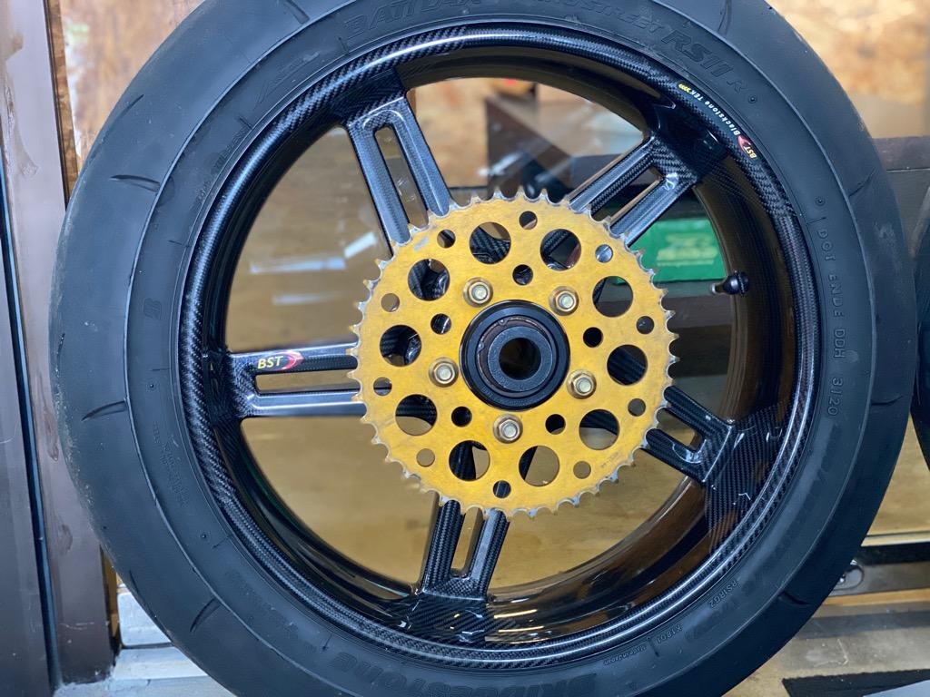 BMW S1000RR Carbon Wheels BST Rapid TEK, Motorbikes on Carousell