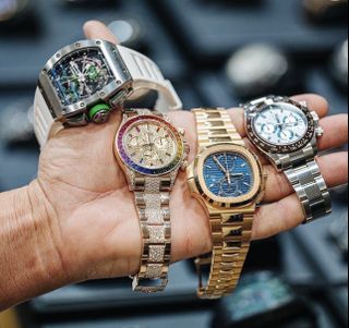 (Category: ) located in . Submitted by skswatches90 (Listing ID 1156320528, Image 1). Description: .