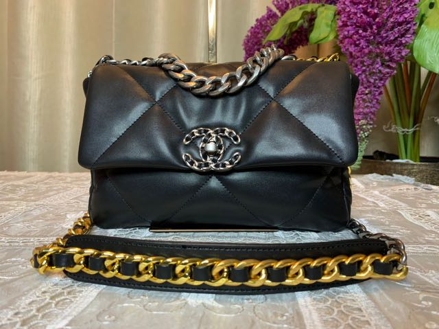 Chanel 19 Lambskin Silver Hardware in Black, Luxury, Bags & Wallets on  Carousell