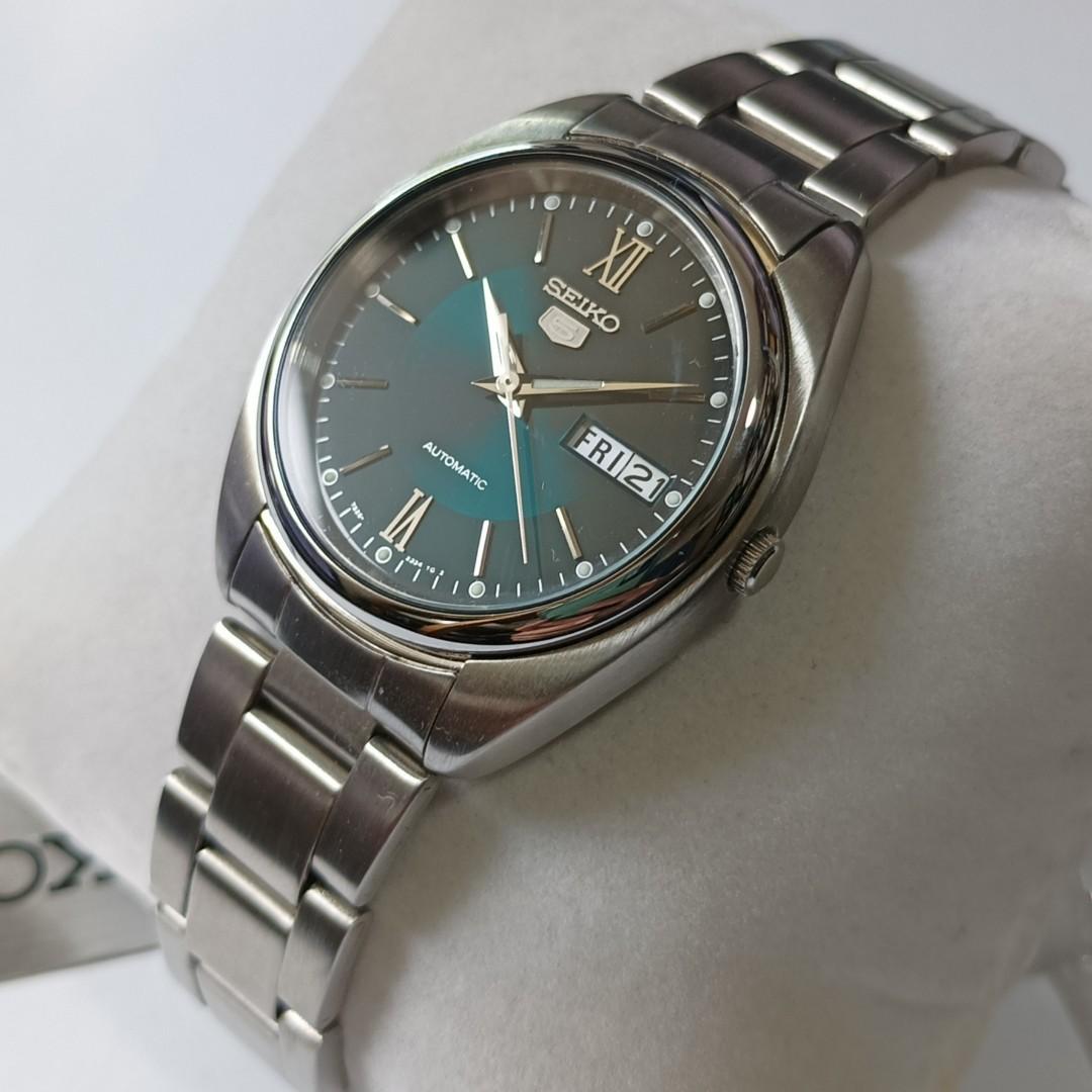 Classic Collectible Seiko 5 Emerald Green Automatic Day Date Men's ...
