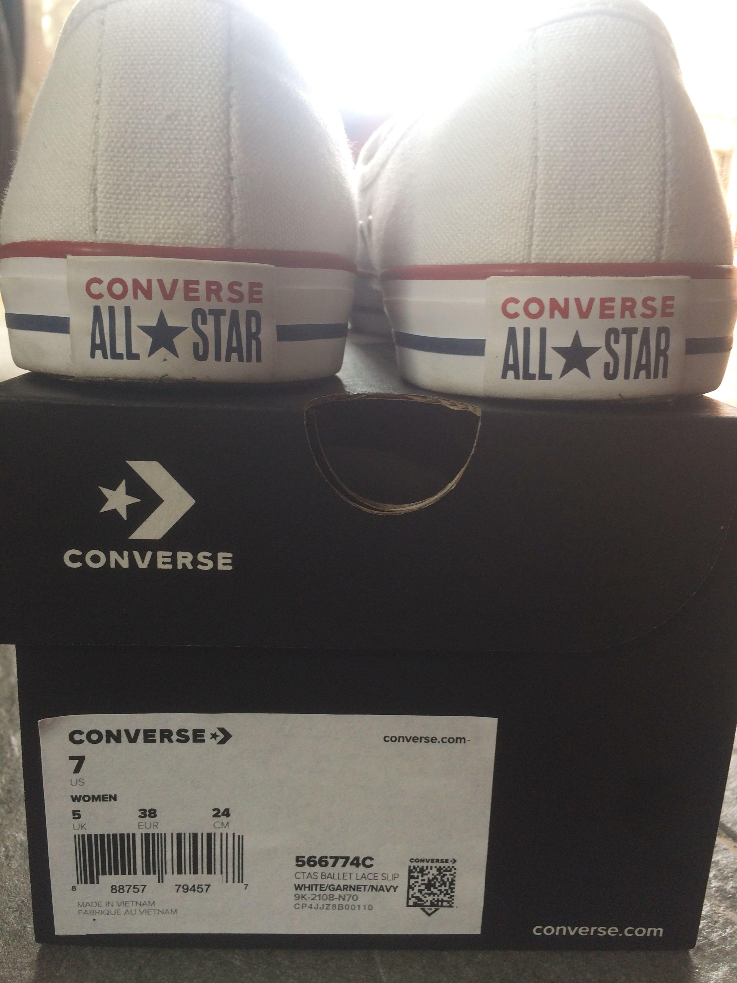 Converse ballerina size 7 top