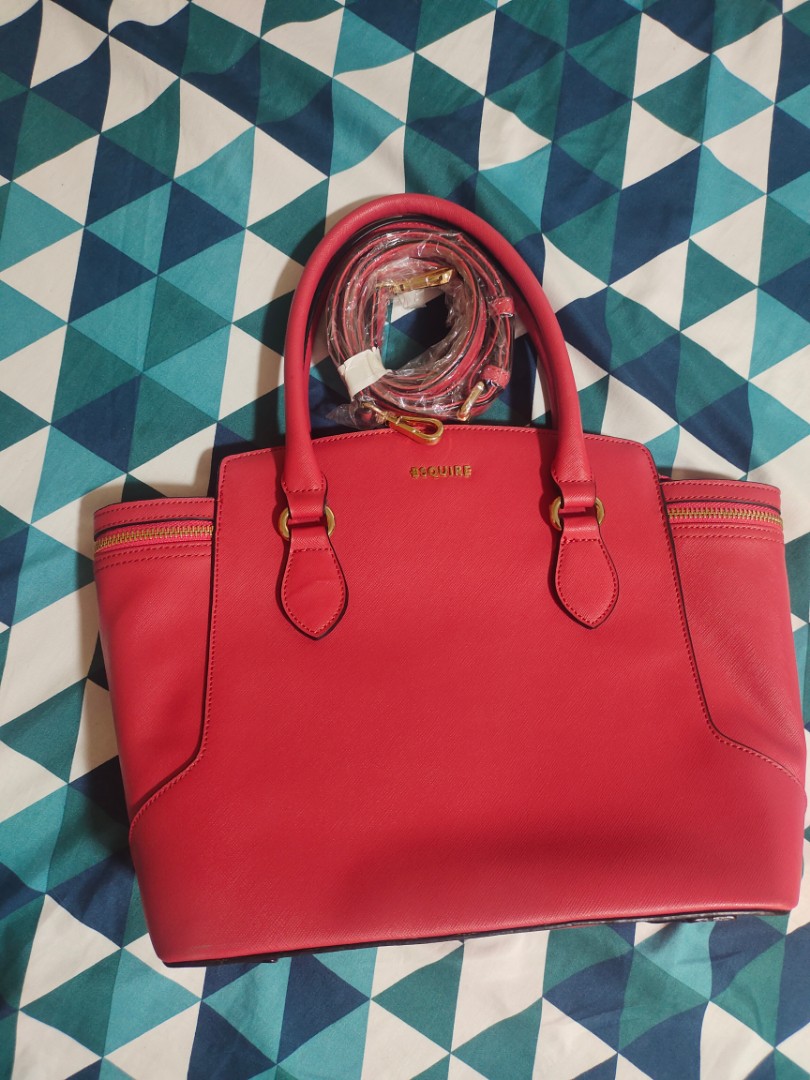 Esquire bag, Women's Fashion, Bags & Wallets, Crossbody Bags on Carousell