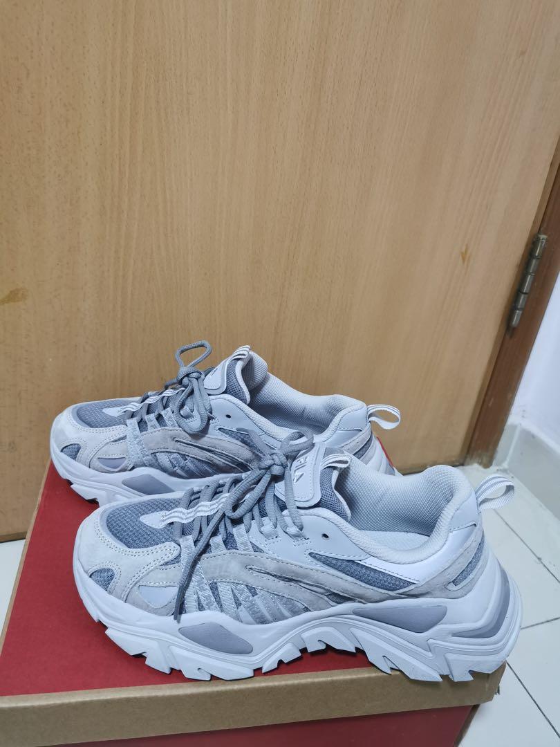 Fila Roddy running shoes Carousell