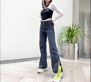 [FREE ONGKIR] JINISO Highwaist Loose Jeans