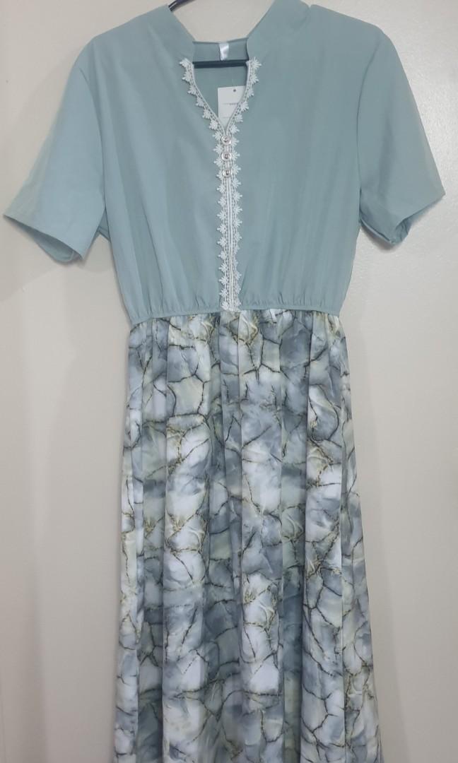 Green long dress Free size (Category: Dresses) located in Quezon City. Submitted by takeemall (Listing ID 1156192172, Image 2). Description: Bangkok long dress Powder Green color Brandnew. Still with tag. Size: Free size. Best fits Small to semi large 📍Diliman, QC RFS: DECLUTTERING, need funds for next school year tuition fee!.