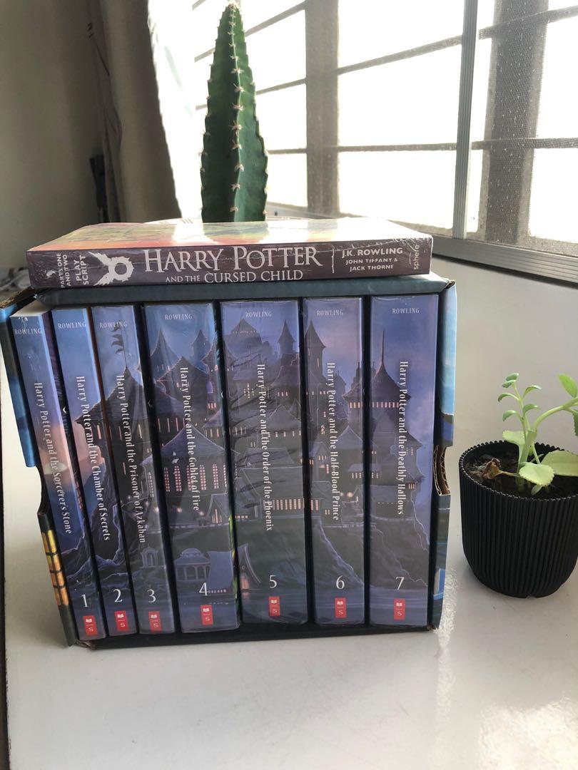 Harry Potter Books Complete Set, Hobbies & Toys, Books & Magazines