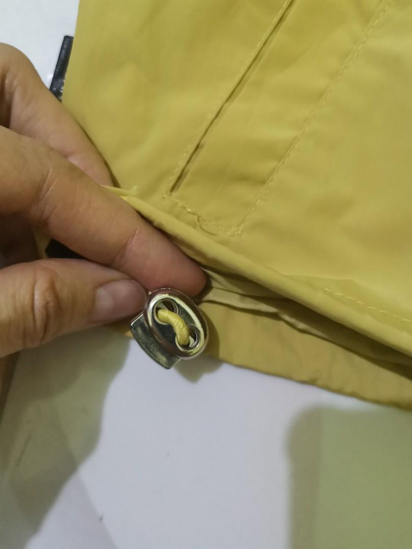 Jacket (Category: Babies & Kids Fashion) located in Taguig. Submitted by Prelovedvclothes (Listing ID 1156160366, Image 3). Description: Decluttering No stain No flaws Still in good condition.