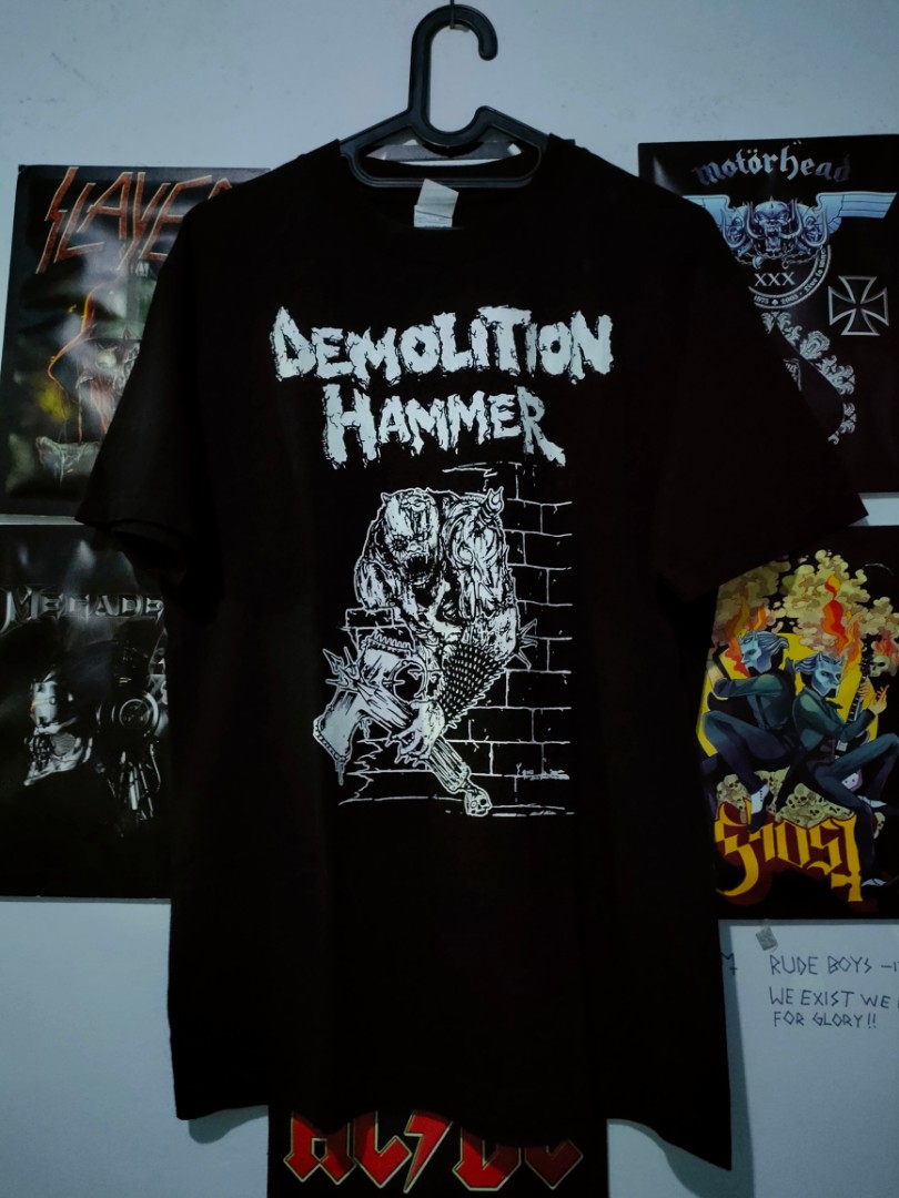 Kaos Demolition Hammer, Fesyen Pria 