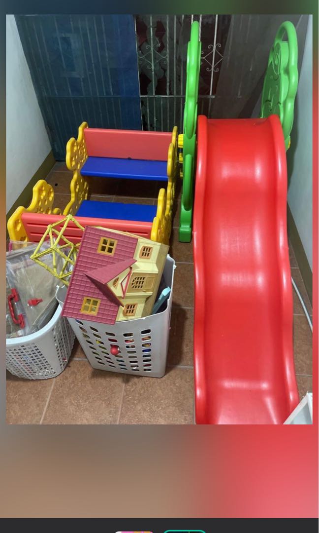 Kiddies Swing, Slide and Play Fence Set, Hobbies & Toys, Toys & Games