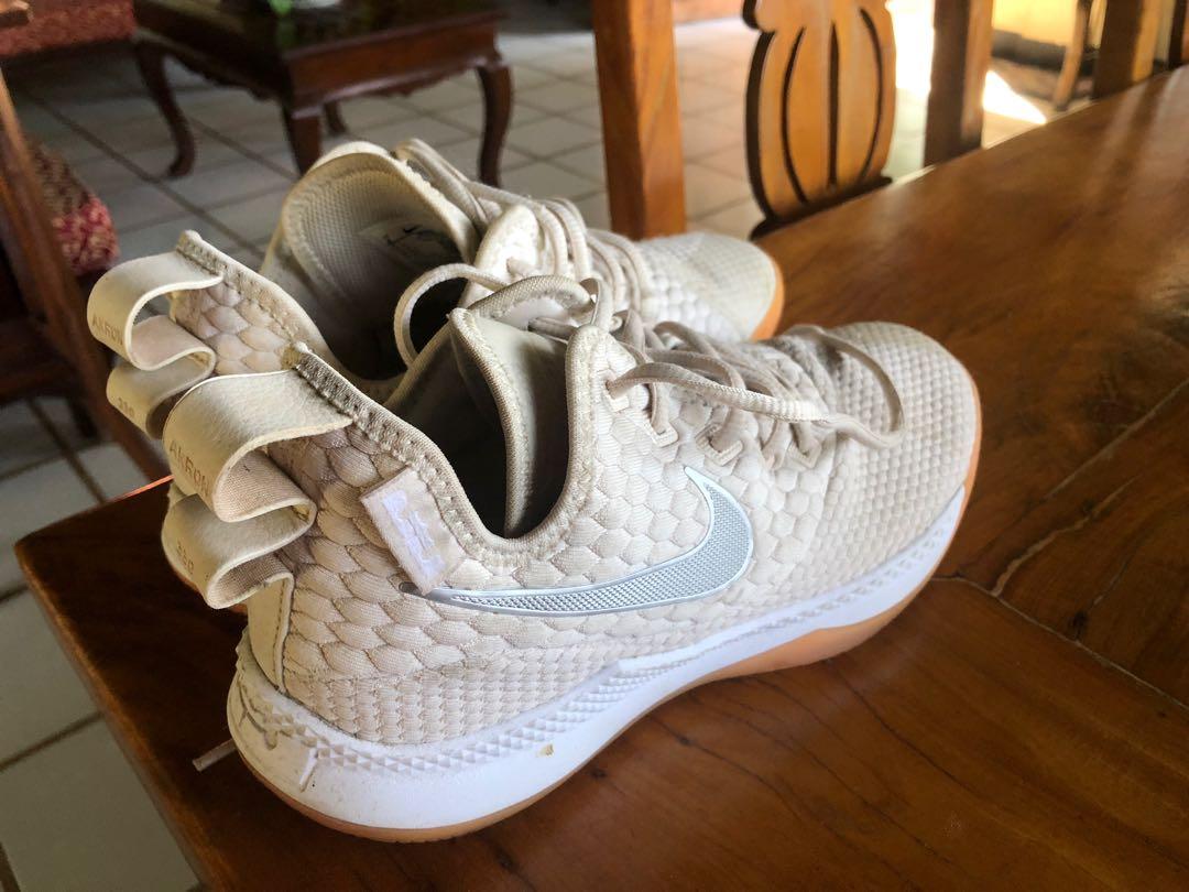 Lebron witness 3 orewood shop