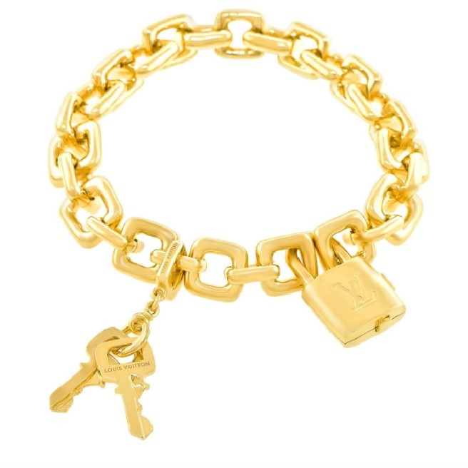Louis Vuitton 18k Yellow Gold Charm Bracelet with Lock and Keys, Women's  Fashion, Jewelry & Organisers, Bracelets on Carousell