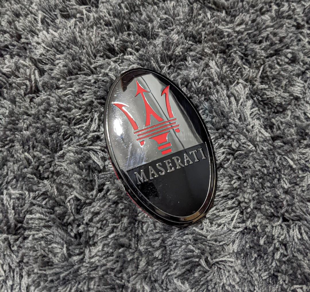 Maserati emblem dark chrome metal silver bonnet front hood, Car