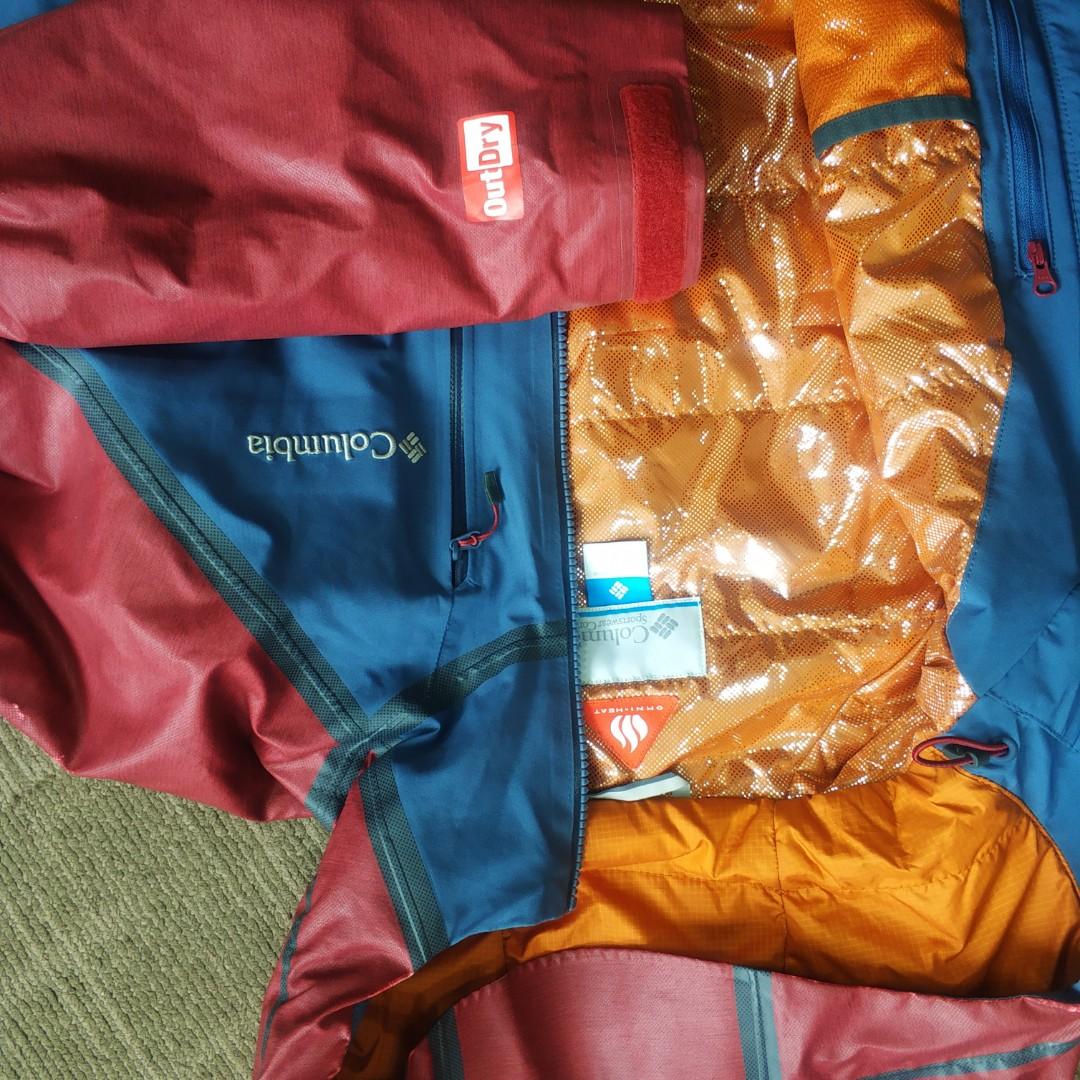 Mens outdry glacial hybrid jacket Fesyen Wanita Pakaian Wanita Baju Luaran di Carousell