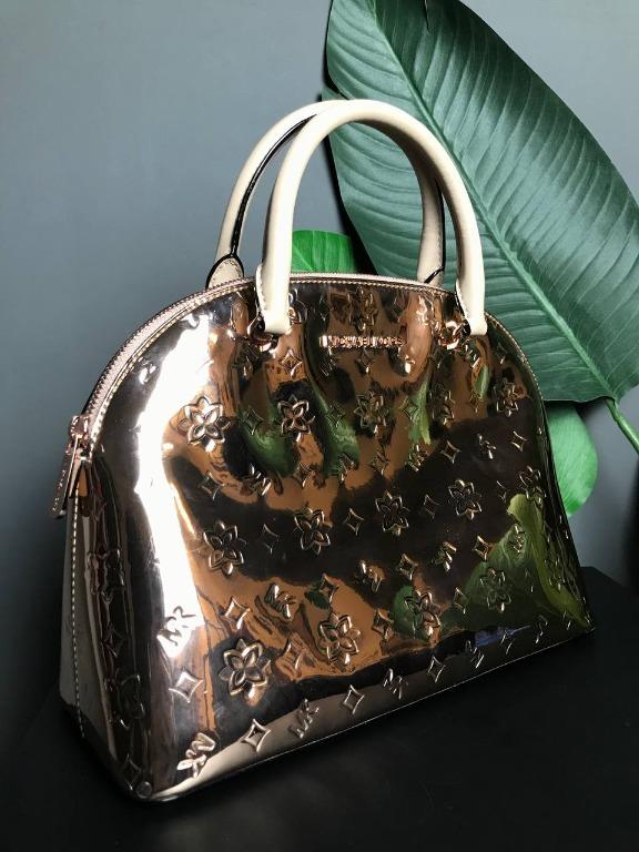 Michael kors lg deals dome satchel