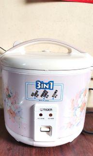 Moving out sale: Tiger Rice Cooker