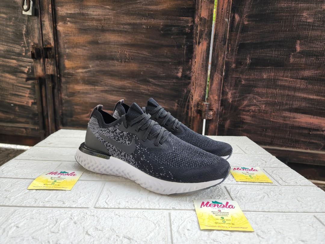 Nike epic react flyknit black white