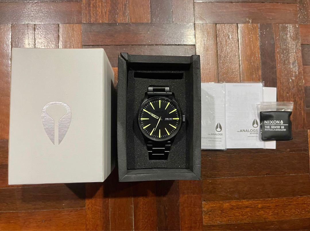 Nixon Sentry SS All Black Men s Fashion Watches Accessories