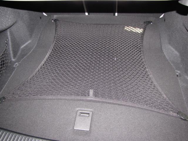 Mercedes outlet luggage net