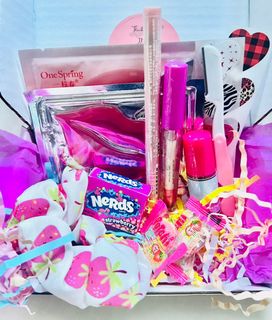 (Category: ) located in . Submitted by TheGiftCurator (Listing ID 1156161675, Image 1). Description: .