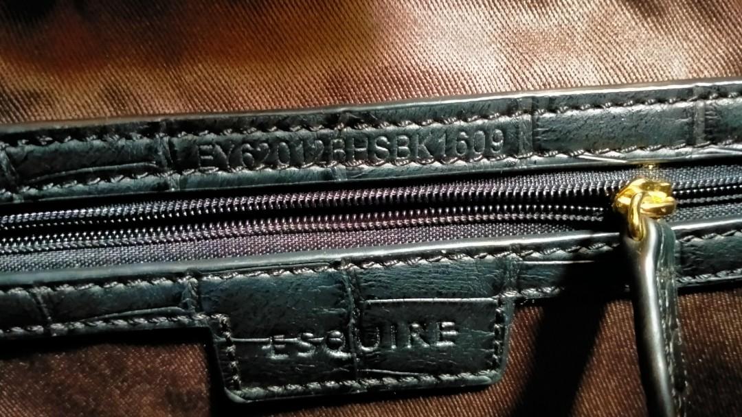 Rare Esquire Bucket Bag, Authentic, Women's Fashion, Bags & Wallets, Purses & Pouches on Carousell