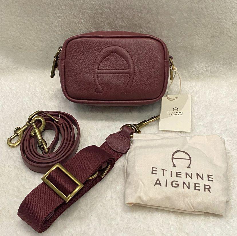 Aigner adeline discount camera bag