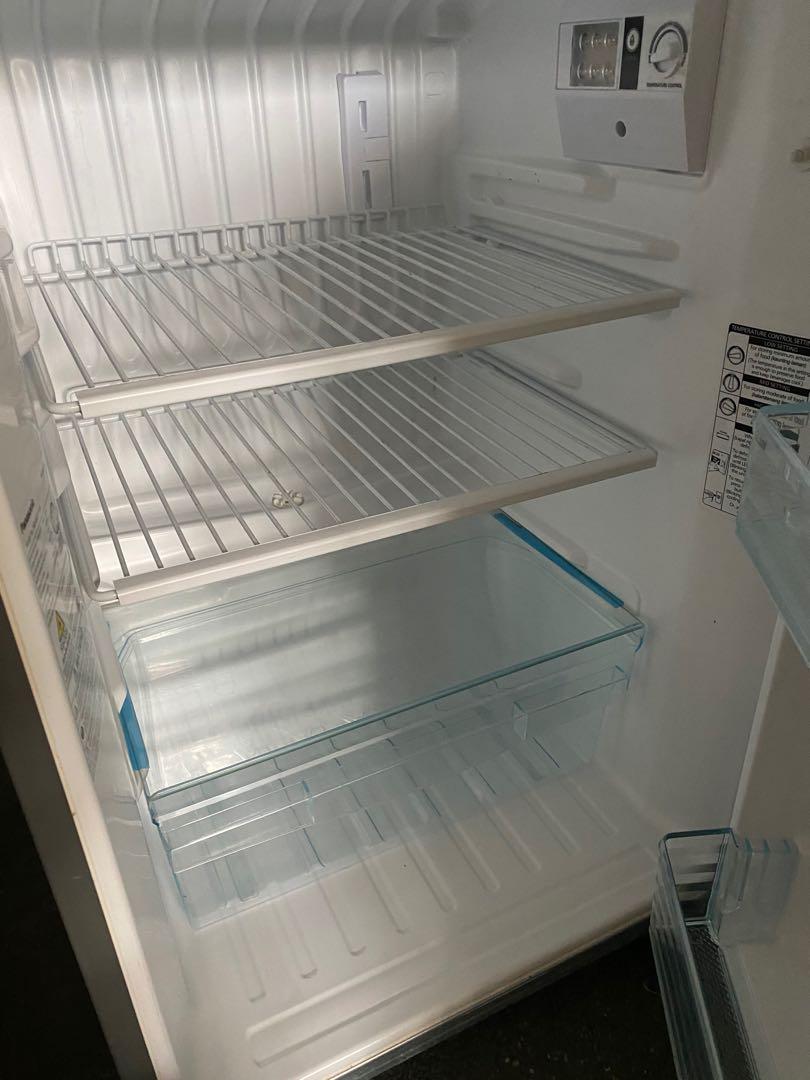 RUSH BUNDLE SALE REFRIGERATOR AND AUTOMATIC WASHING MACHINE, TV & Home