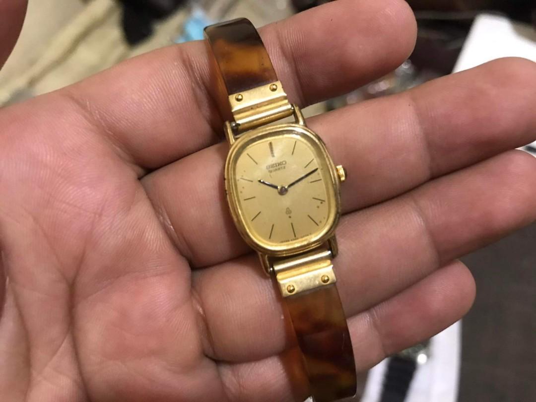 Seiko quartz ladies shop watch