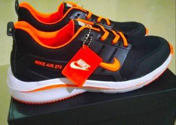 Sepatu nike size 42