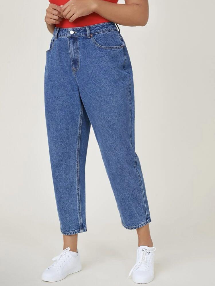 Shein Plus High Waist Straight Leg Cropped Jeans, Women's Fashion, Bottoms,  Jeans on Carousell